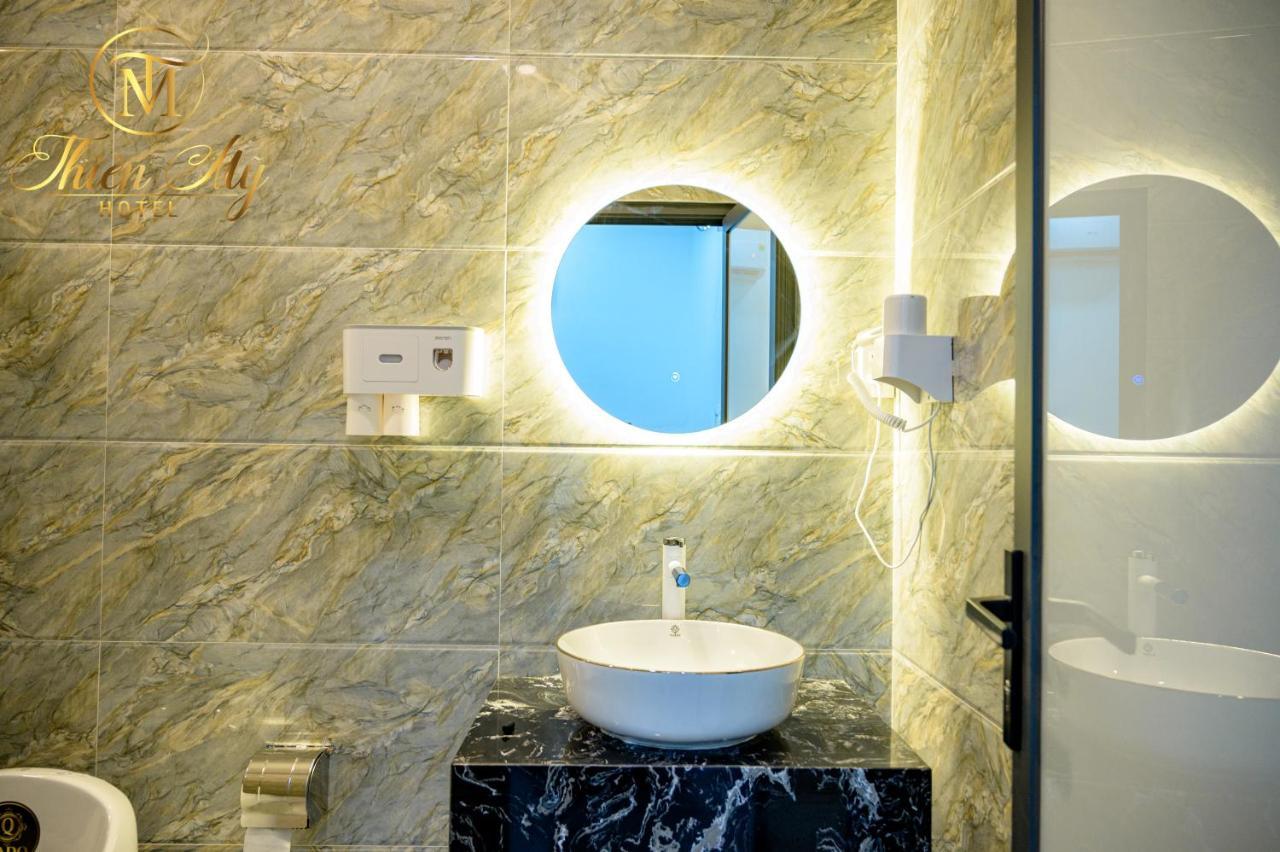 Hotel Khach San Thien My Rạch Giá Zewnętrze zdjęcie