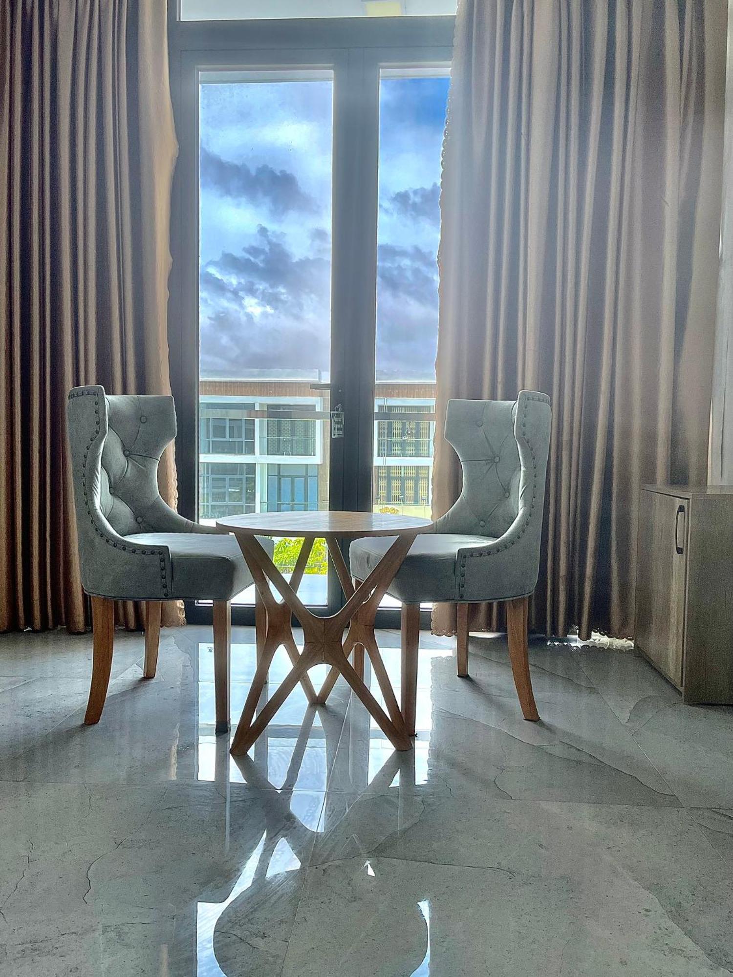 Hotel Khach San Thien My Rạch Giá Zewnętrze zdjęcie