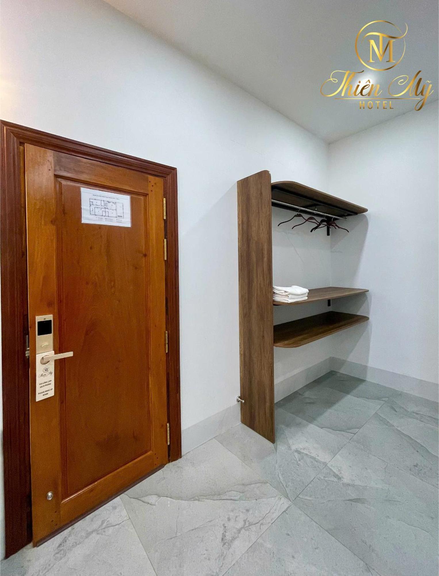 Hotel Khach San Thien My Rạch Giá Zewnętrze zdjęcie